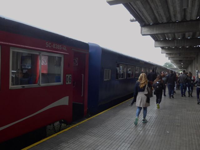 Embarcando no trem da Curitiba-Paranaguá