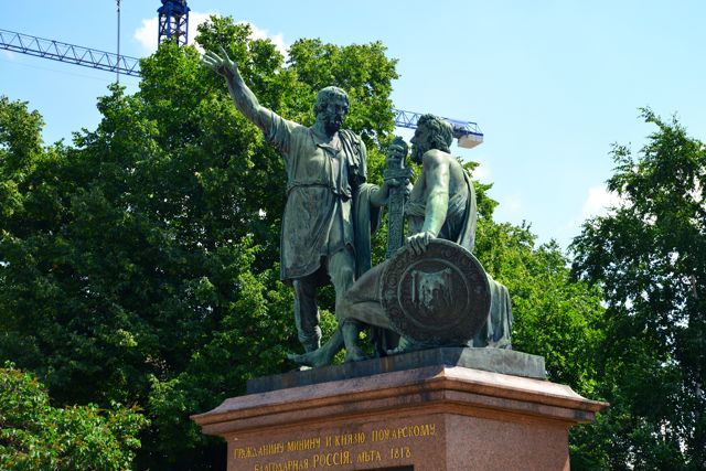 Os heróis russos Dmitry Pojársky e Kuzma Minin