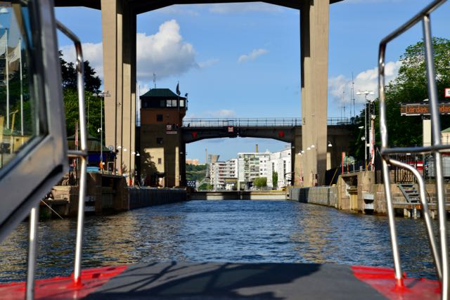A eclusa de Estocolmo, liga o Mar Báltico ao Lago Mälaren