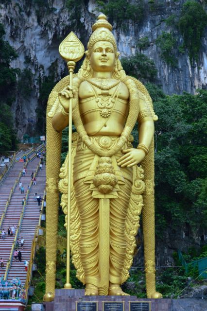 A estatua do deus Hindu Murugan