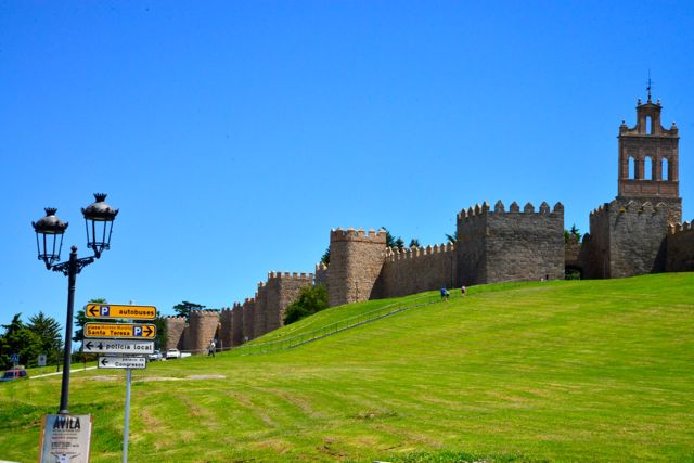 Decidimos ir a Ávila.