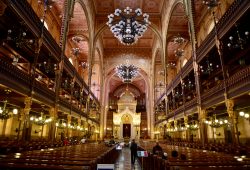 A Grande Sinagoga e o vibrante bairro judeu de Budapeste