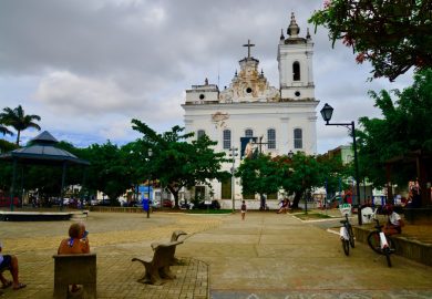 O bairro de Santo Antônio Além do Carmo