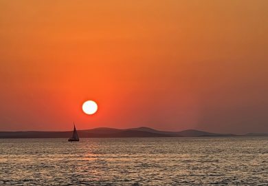 O primeiro banho de mar na costa da Croácia