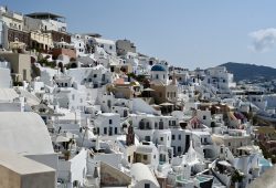 Santorini, a “Varanda do Mar Egeu”