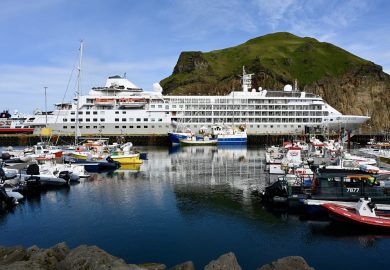 Um Cruzeiro pela Ilha da Islândia