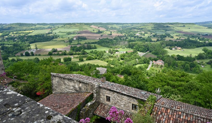 Cordes-sur-Ciel: Uma vila que flutua sobre as nuvens