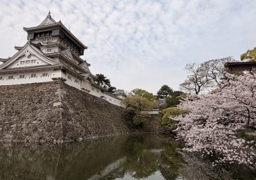 O Estreito de Kanmon, entre Honshu e Kyushu, no sul do Japão
