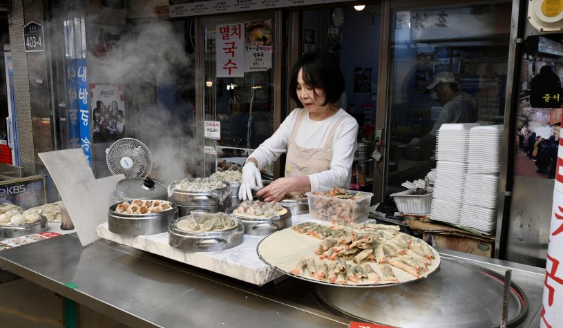Mercados e comidas de rua em Seul