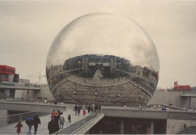La Défense e Parc de la Villette: a Paris moderna antes da despedida